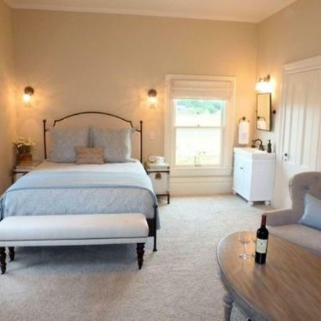 Inn At Salvestrin St. Helena Esterno foto